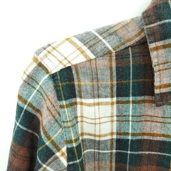 VTG L.L. Bean 100% Cotton Plaid Flannel Button Shirt S/M Cream/Green/Brown - Picture 5 of 16